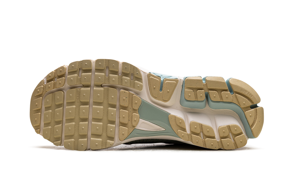 Air Zoom Vomero 5 "Team Gold Seafoam" IB2987 700