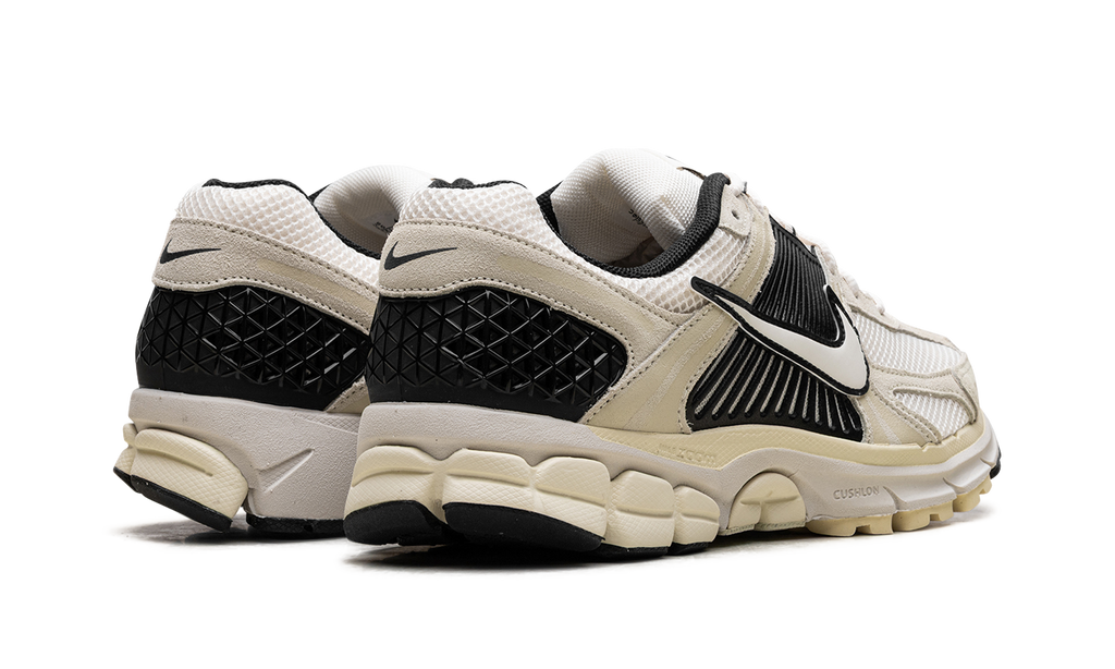 Zoom Vomero 5 "Alabaster Black" HF1553 701