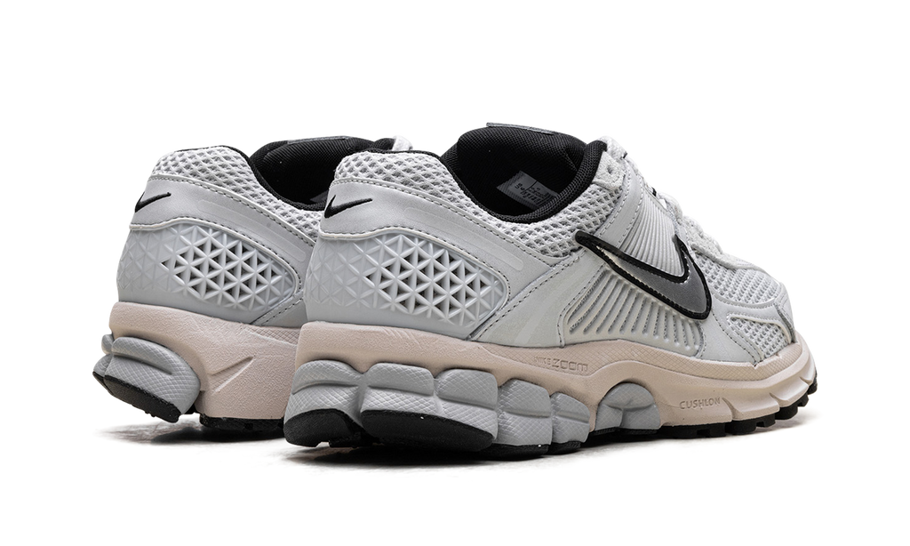 Zoom Vomero 5 WMNS "Pure Platinum" FN6742 002