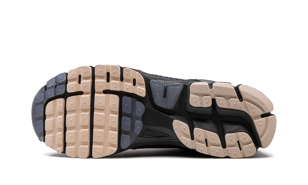 Zoom Vomero 5 PRM "Velvet Brown Medium Ash" FQ8174 237