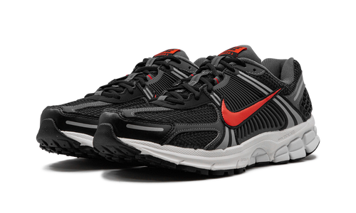 Air Zoom Vomero 5 "Black Picante Red" FB9149 001