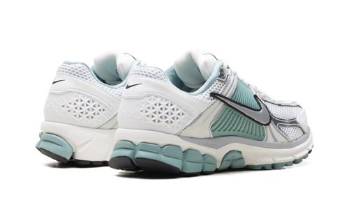 Air Zoom Vomero 5 WMNS "Cannon" HF1877 101