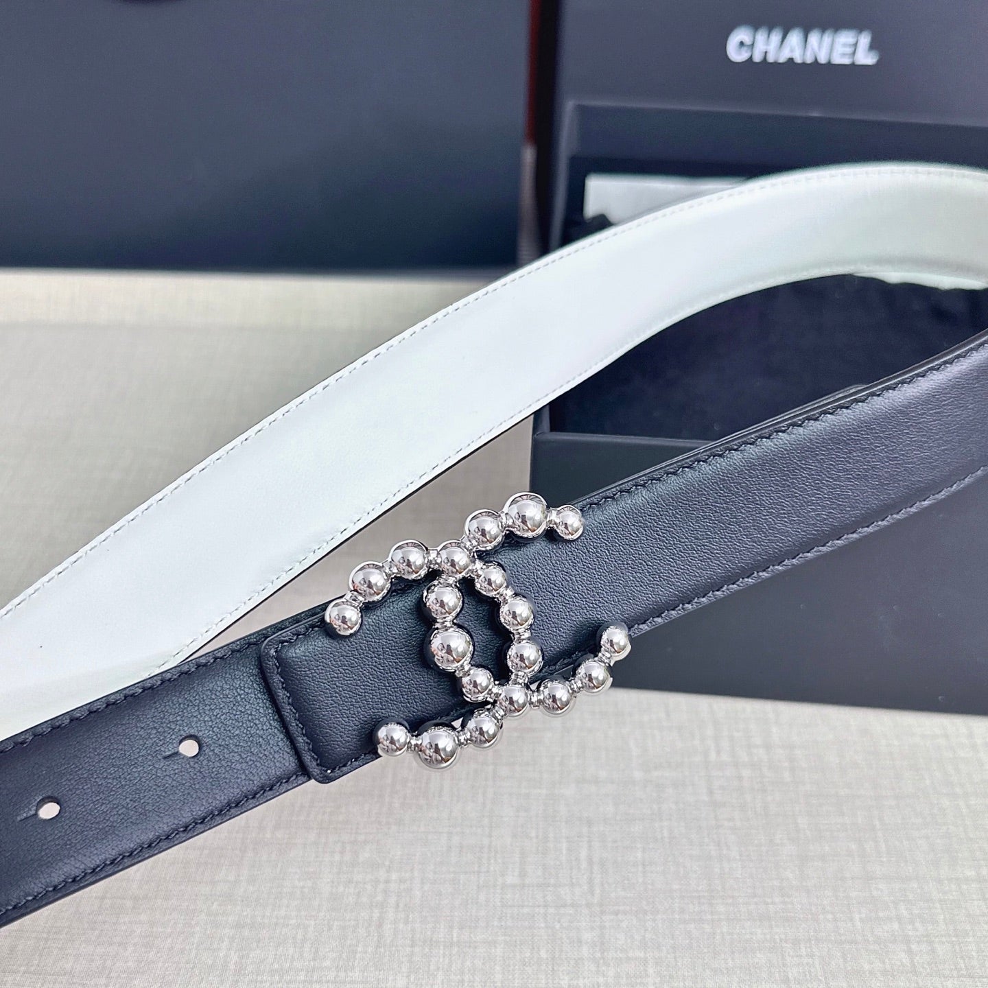 CC Buckle Reversible Belt Black White Cowhide 211328