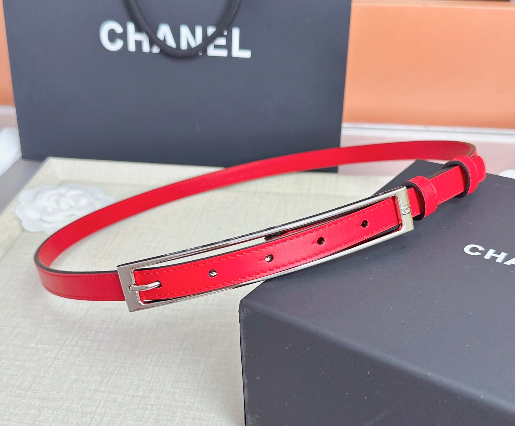 CC Métiers d’art 2026 1.5cm Red Belt Leather 211437