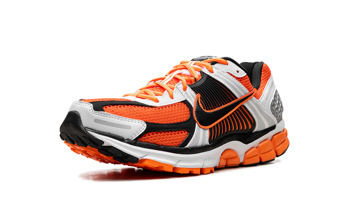 Zoom Vomero 5 "Total Orange" FB9149 800