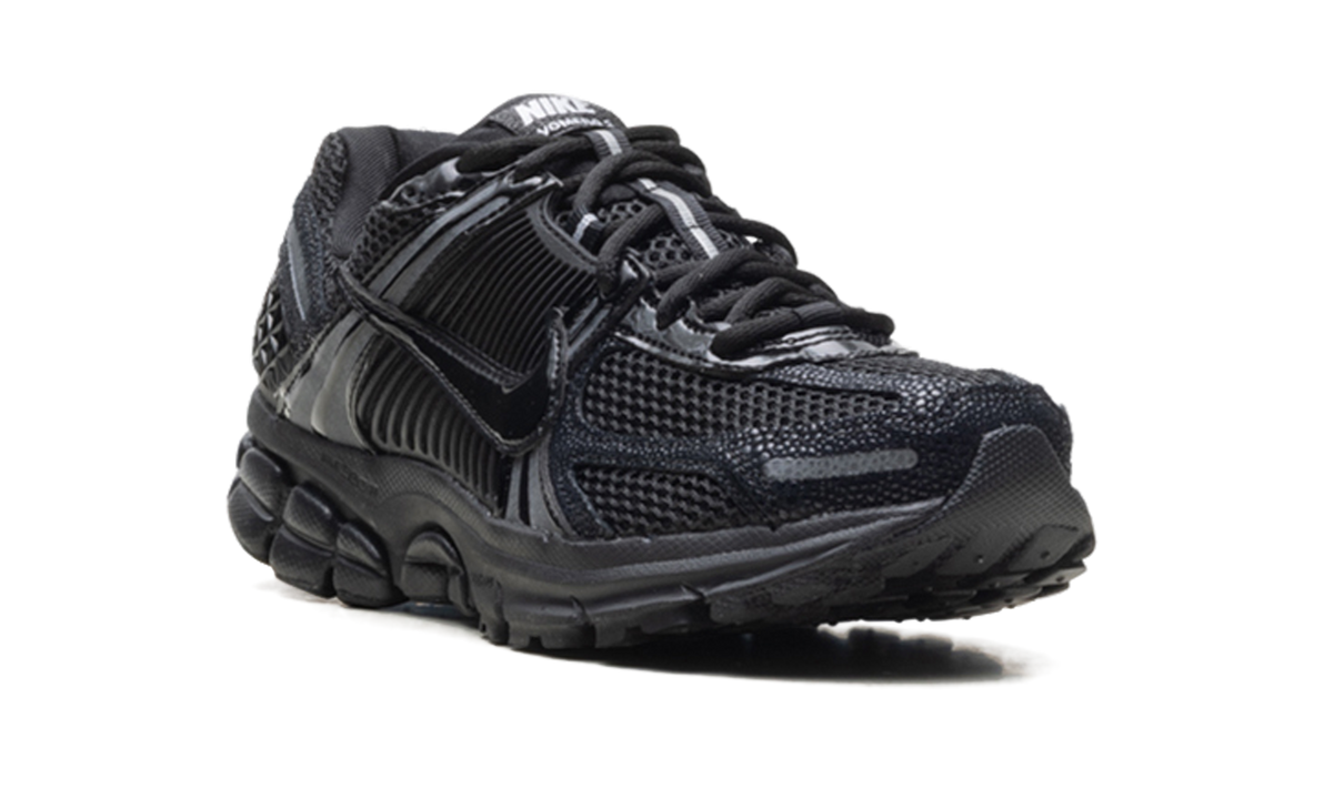 Zoom Vomero 5 WMNS "Black Patent" II6236 001