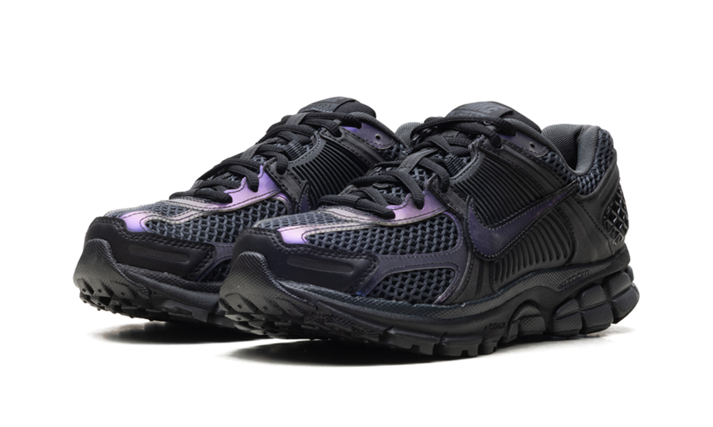 Vomero 5 Wmns "Iridescent" IB4397 001