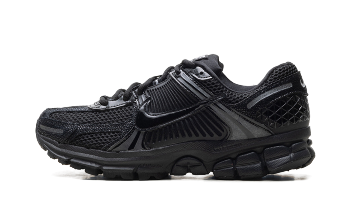 Zoom Vomero 5 WMNS "Black Patent" II6236 001