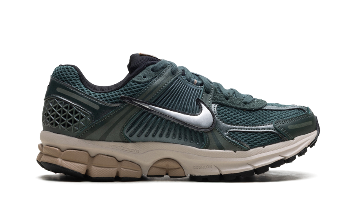 Air Zoom Vomero 5 WMNS "Vintage Green" FN6742 300