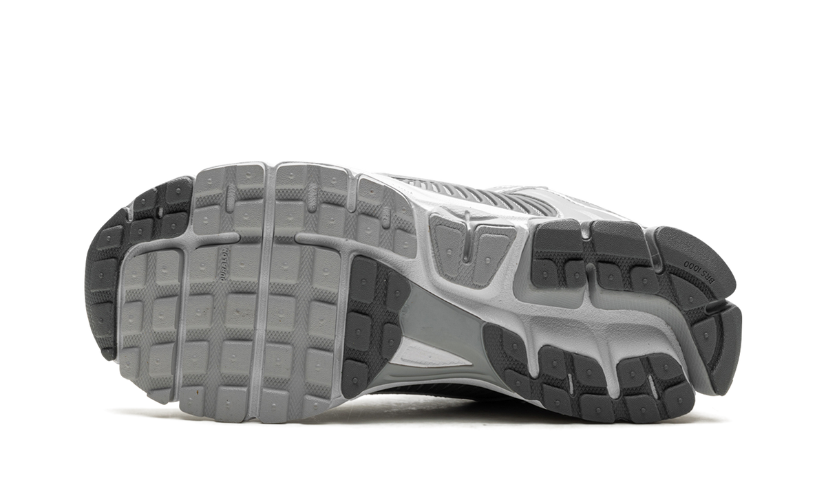 Zoom Vomero 5 "Cool Grey" FJ4151 003