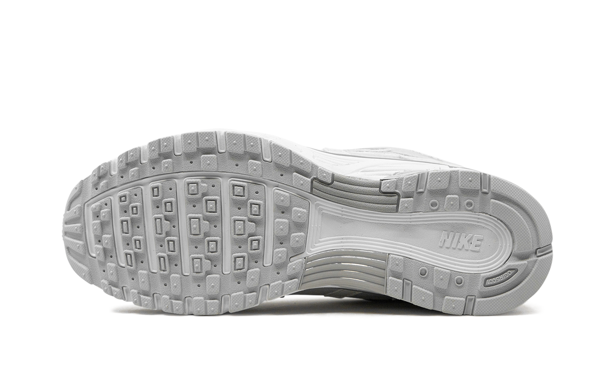 P-6000 WMNS "Summit White Pure Platinum" FV6603 101