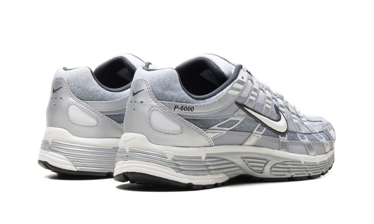 P-6000 "Metallic Silver Summit White-Wolf Gre" IH4465 095